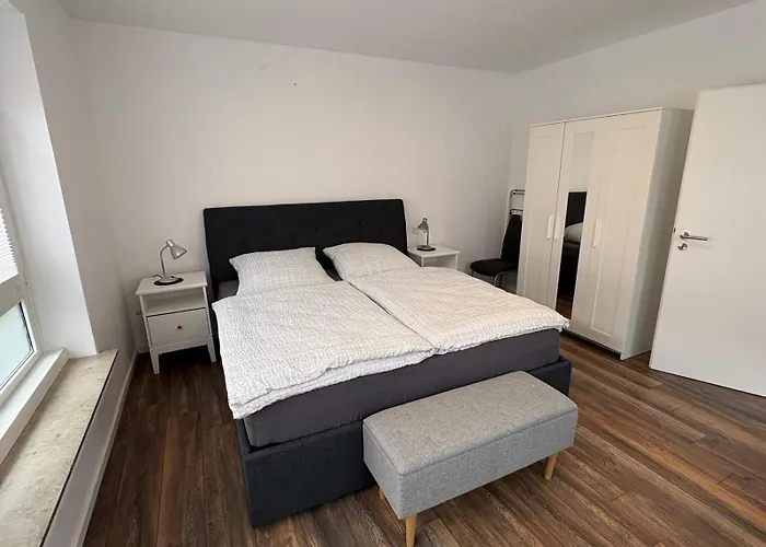 Centrally Located In Appartement *